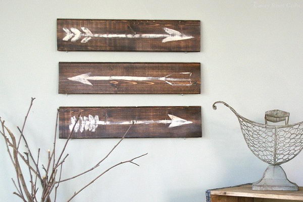 Rustic Painted Arrows. 