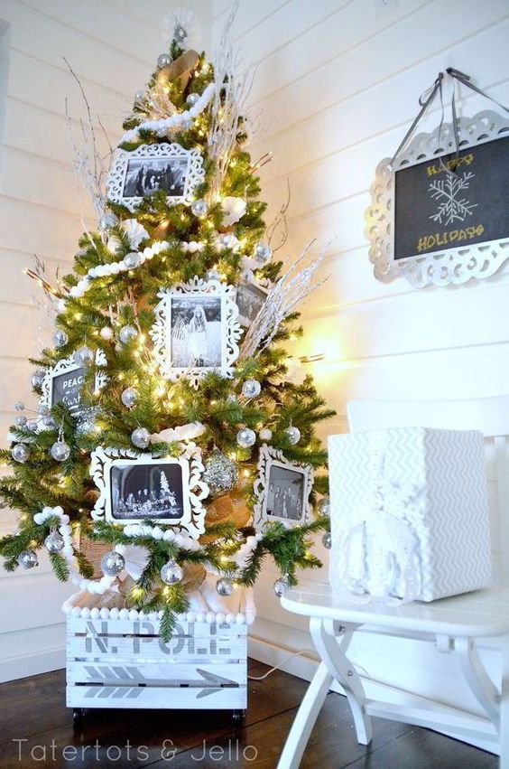 30 Creative Christmas Tree Stand DIY Ideas - Hative