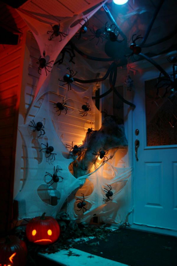 50+ Halloween Front Porch Decorations - Hative