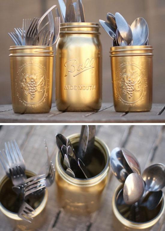 DIY Gold Painted Silverware Mason Jars. 