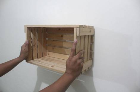 Diy Hanging Shelves Made Of Recycled, Wooden Boxes As Shelves
