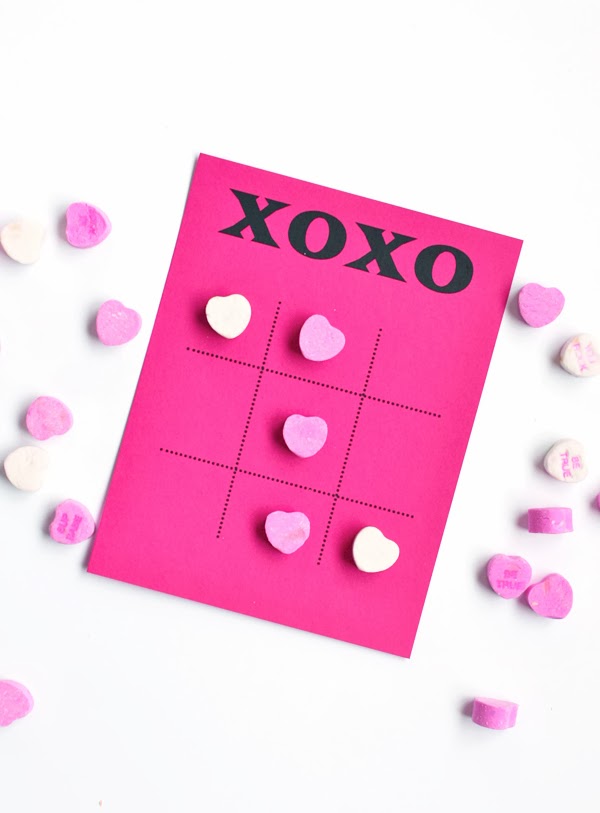 Valentine Tic Tac Toe Game. 