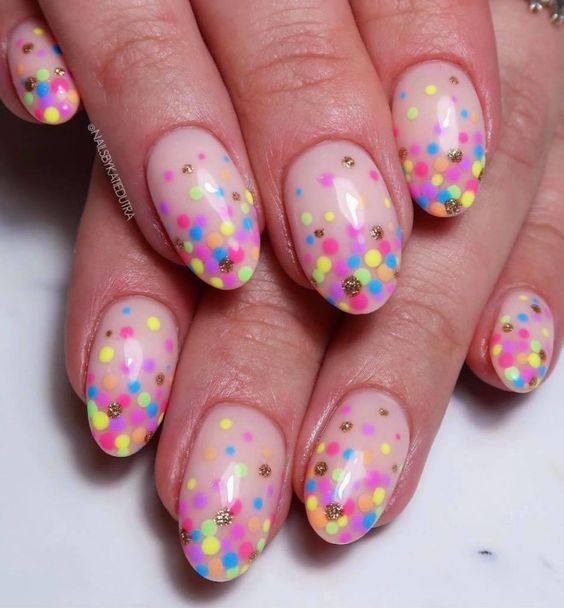 Polka dot nails. 