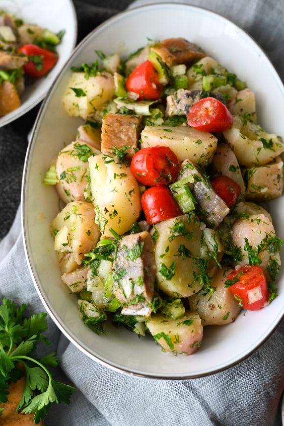 Potato Salad With Smoked Herring. 