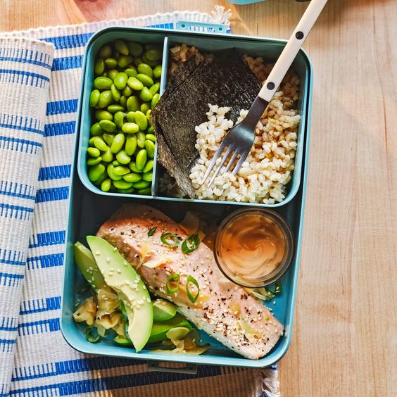 Chile-Garlic Salmon Bento Box with Avocado. 